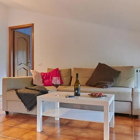 Holiday home Failla *